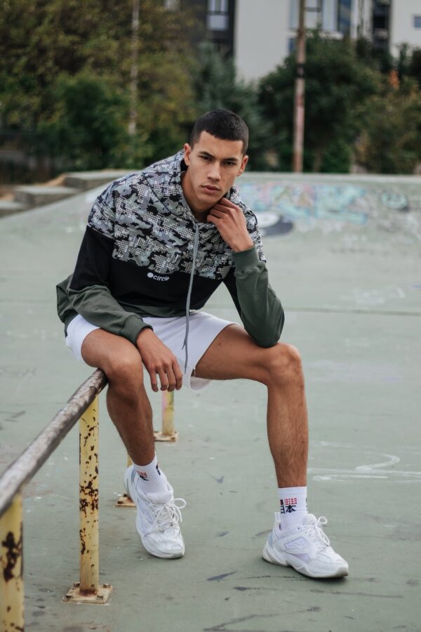 2B x Circle Digital Camo Hoodie - Image 4