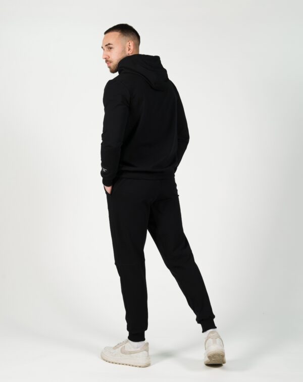 Circle Men Tracksuit BYOH SP23 - Image 12