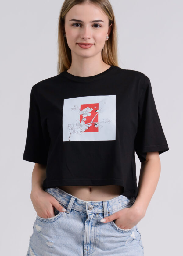Circle Sportswear Essential Women's Oversized Cropped T-Shirt - Image 13